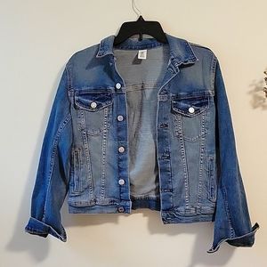 H&M denim jacket size 8